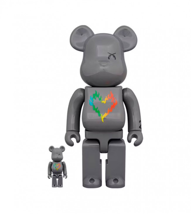 Bearbrick x roarguns 20th Anniversary 100% & 400% Set
