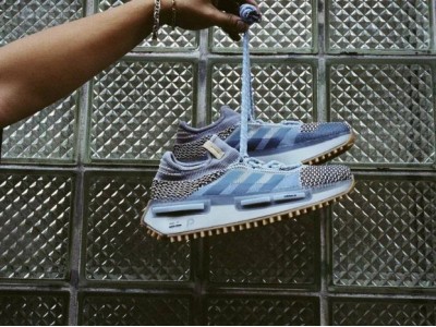 adidas Originals объявили о новой совместной работе с бруклинским художником Phillip Leyesa