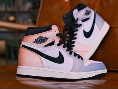 Jordan 1 High OG Skyline