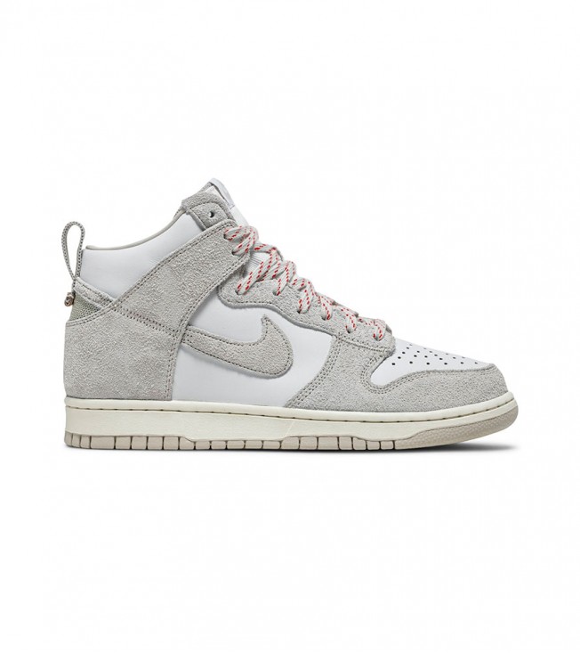 Nike Dunk High Notre Light Orewood Brown
