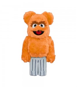 Bearbrick Sesame Street Oscar The Grouch (The Original Orange Fur Costume) 400%