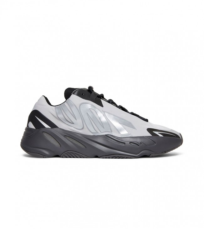 Кроссовки adidas Yeezy Boost 700 MNVN Metallic