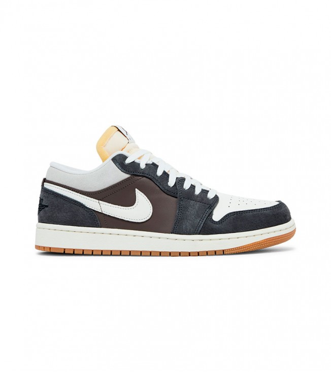 Jordan 1 Low SNKRS Day Korea Magpie