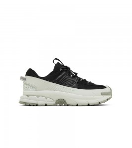 Nike Zoom Vomero 5 Roam Black Light Silver