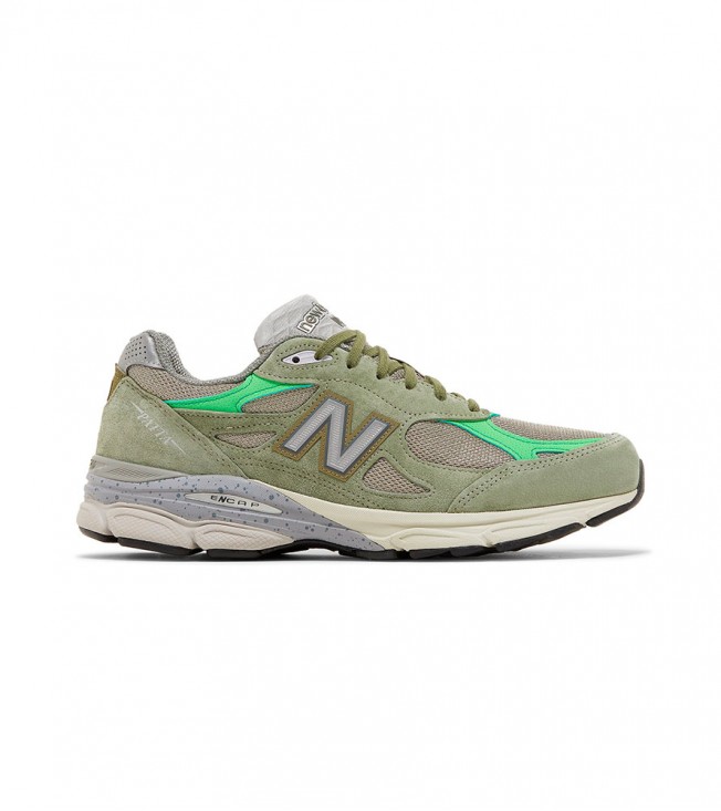 New Balance 990v3 Patta Keep Your Family Close