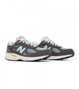 New Balance 990v3 Kith Steel Blue - Фото №2