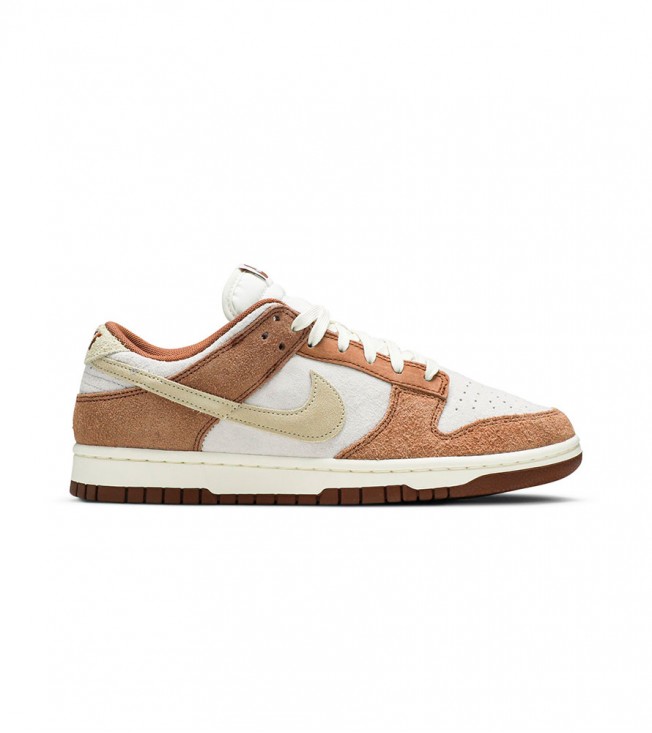 Nike Dunk Low Medium Curry