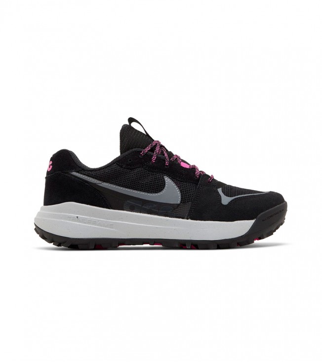 Nike ACG Lowcate