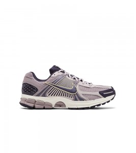 Nike Zoom Vomero 5 Platinum Violet