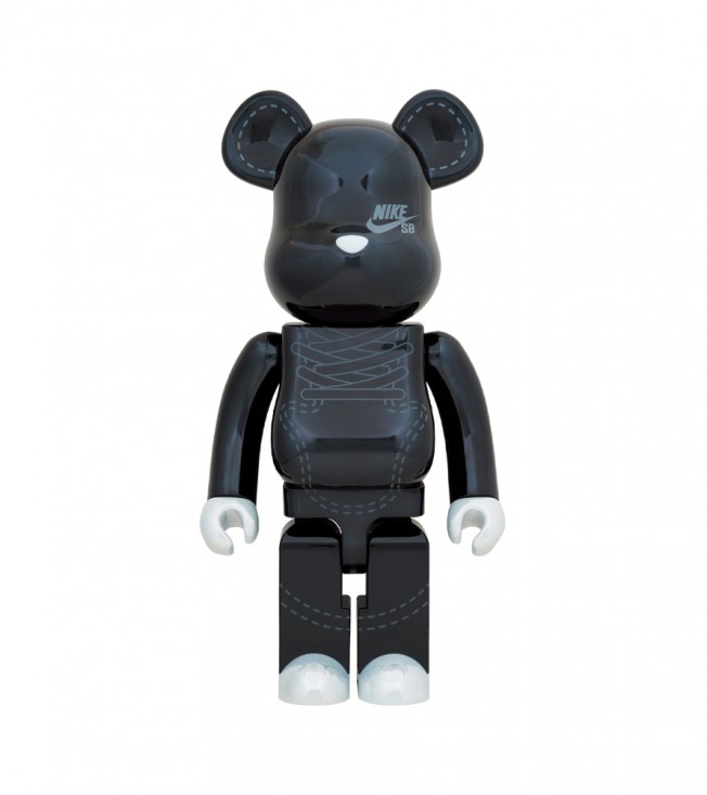 Bearbrick NIKE SB 2020 Black 1000%
