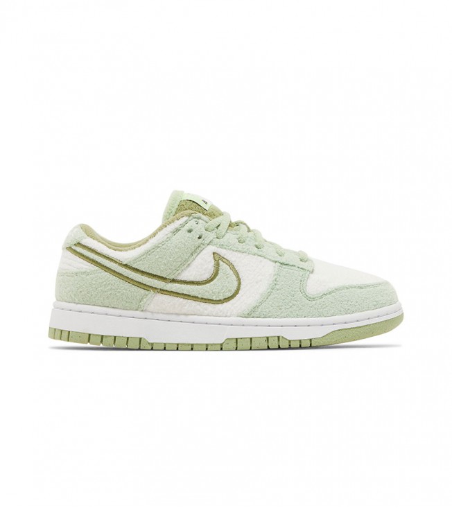 Nike Dunk Low SE Fleece Pack Honeydew WMNS