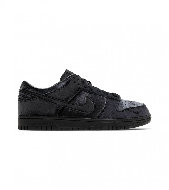 Кроссовки Nike Dunk Low Dover Street Market Triple Black Velvet