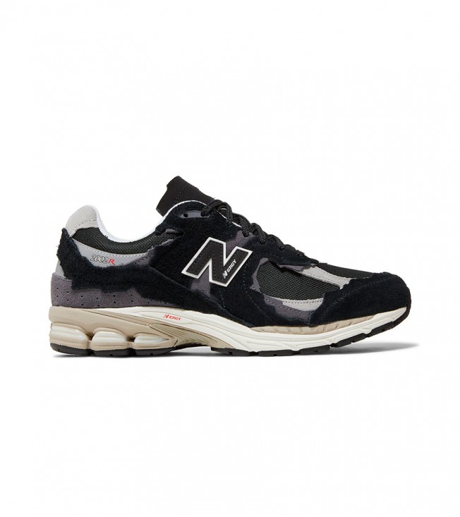New Balance 2002R Protection Pack Black Grey