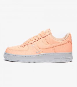 Nike WMNS Air Force 1 07 Essential