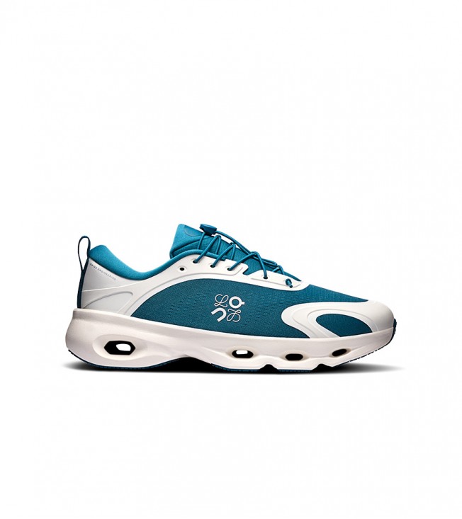 On Running Cloudsolo Loewe Teal Eggshell