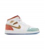 Jordan 1 Mid Sneaker School NC to Chicago (GS)