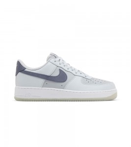 Nike Air Force 1 07 LX Pure Platinum Light Carbon