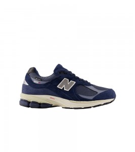 New Balance 2002R Gore-Tex Navy Arctic Grey