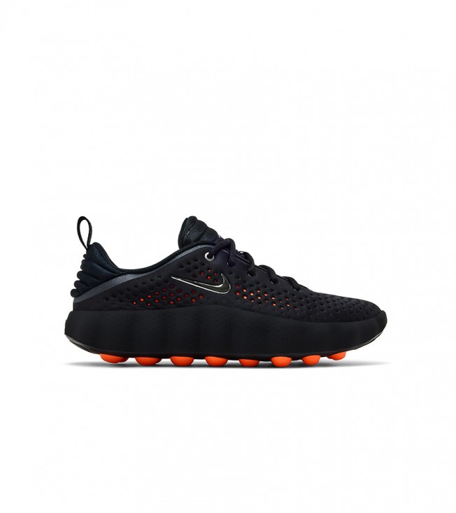 Nike Mind 002 Black Hyper Crimson