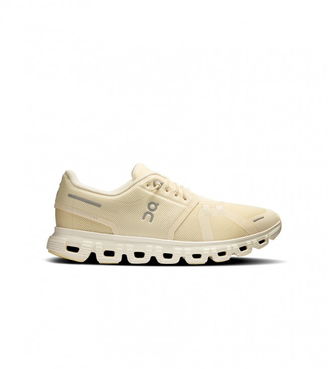 On Cloud 6 White White Castor Ivory (WMNS)