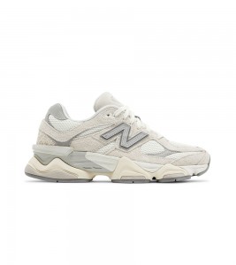 New Balance 9060 Moonbeam Sea Salt