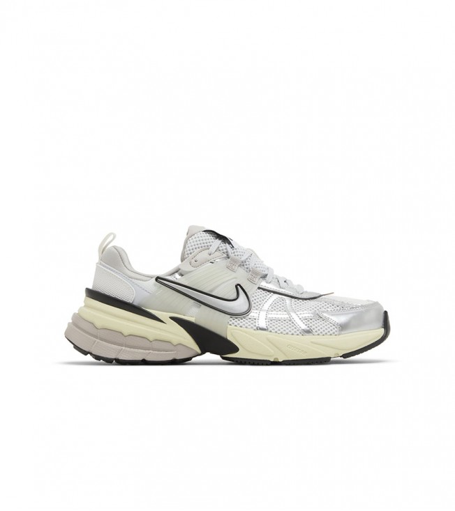 Nike V2K Run Summit White Metallic Silver