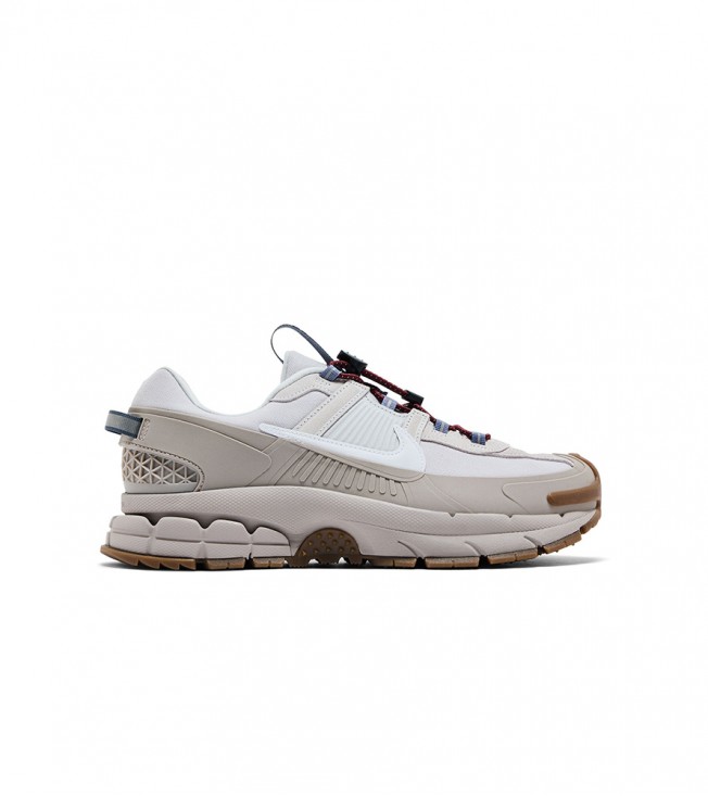 Nike Zoom Vomero Roam College Grey White Gum