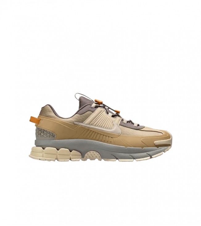 Nike Zoom Vomero 5 Roam Running Poets
