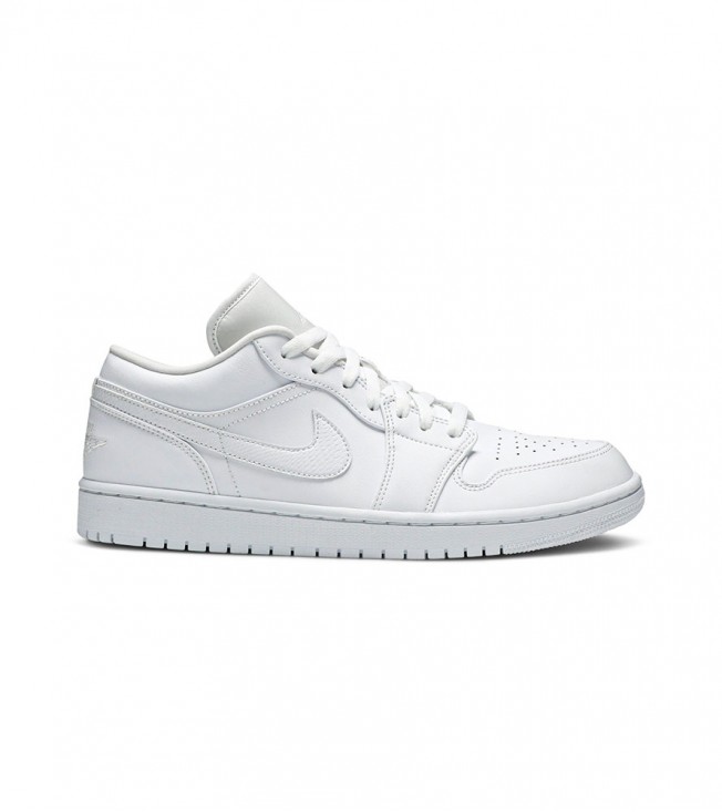 Кроссовки Air Jordan 1 Low Triple White WMNS