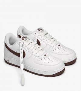 Nike Air Force 1 Low Retro "White Chocolate" - Фото №2