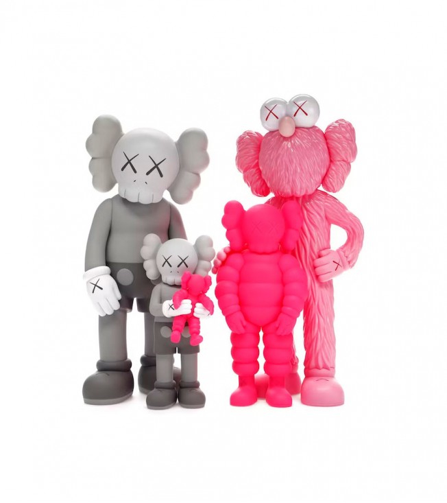KAWS Family Vinyl Figures Grey/Pink