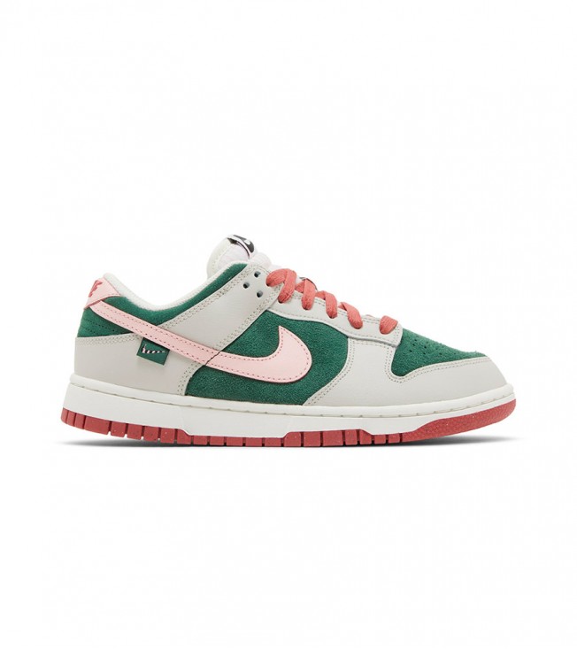 Nike Dunk Low SE All Petals United Fir Green WMNS