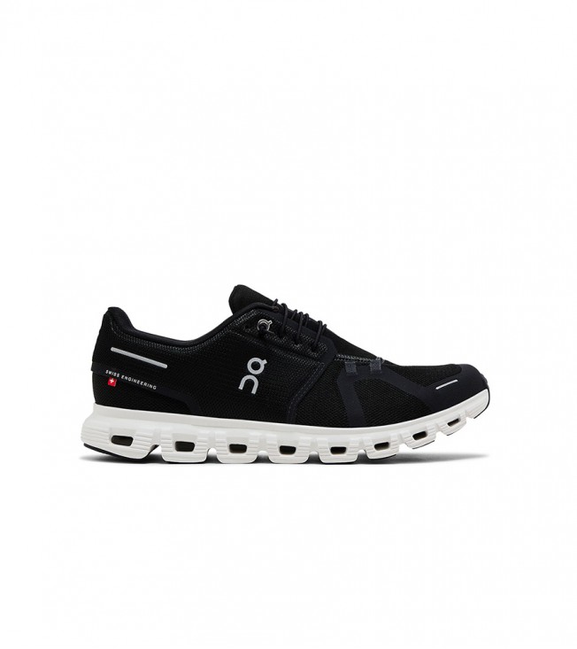 On Running Cloud 6 Black White