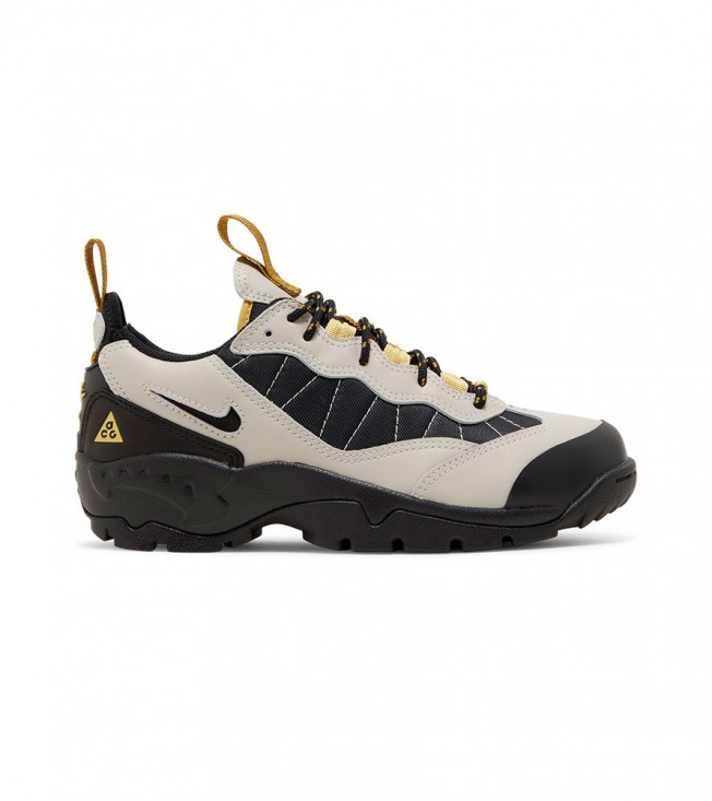 Nike ACG Air Mada 