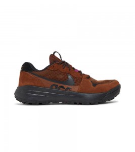 Nike ACG Lowcate