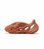 adidas Yeezy Foam RNNR Clay Red