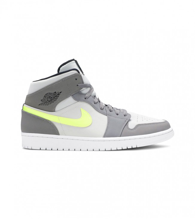 Кроссовки Air Jordan 1 Mid Gunsmoke Volt