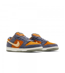 Nike SB Dunk Low Light Carbon Monarch - Фото №2