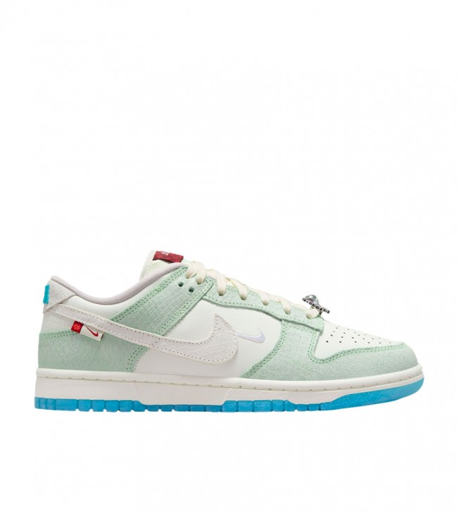 Nike Dunk Low LX Year of the Dragon WMNS