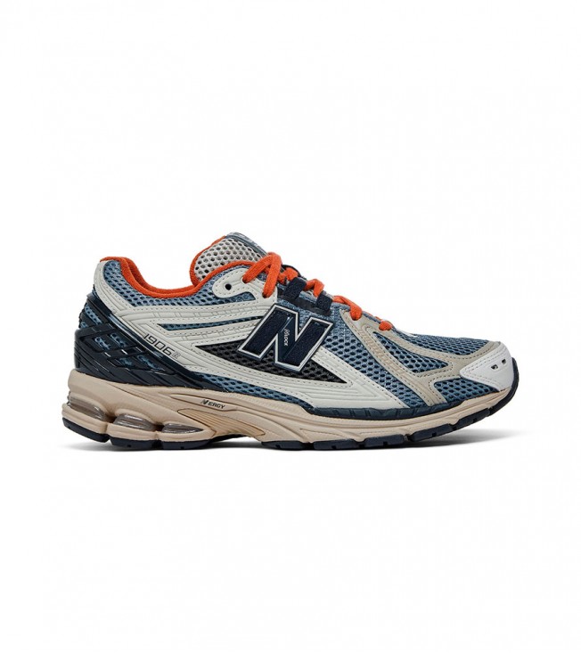 New Balance 1906R size? Exclusive Blacktop Mindful Grey
