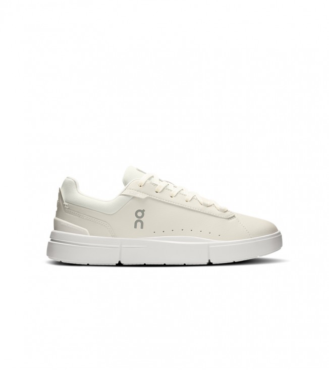On The Roger Advantage White White Ivory Ivory (WMNS)