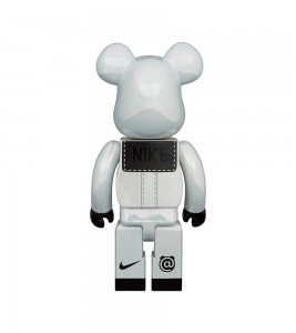 Bearbrick x Nike SB 2020 100% & 400% Set White
 - Фото №2
