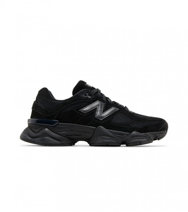 New Balance 9060 Triple Black