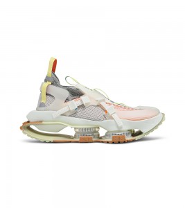 Nike ISPA Road Warrior Sail
