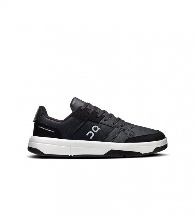 On Running The Roger Clubhouse Black White Wmns