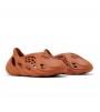 adidas Yeezy Foam RNNR Clay Red