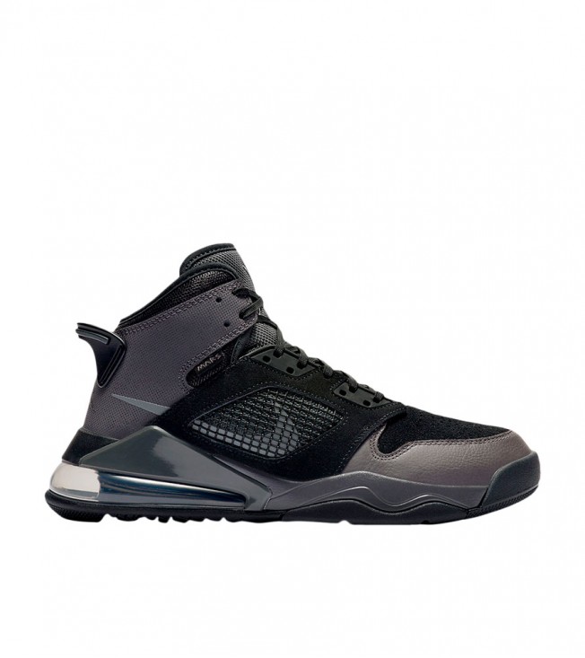 Кроссовки Air Jordan MARS 270