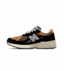 New Balance 990v3 MiUSA Black Tan
