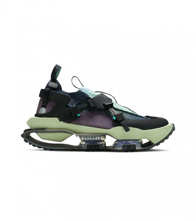 Nike ISPA Zoom Road Warrior