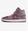 Jordan WMNS Air Jordan 1 Mid SE "Purple Velvet"